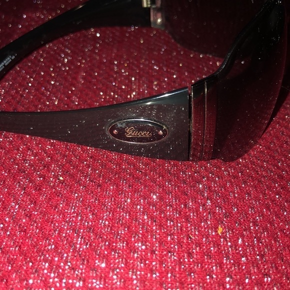 Gucci black Authentic Shield sunglasses black dark  lens  perfect like new - Picture 8 of 12